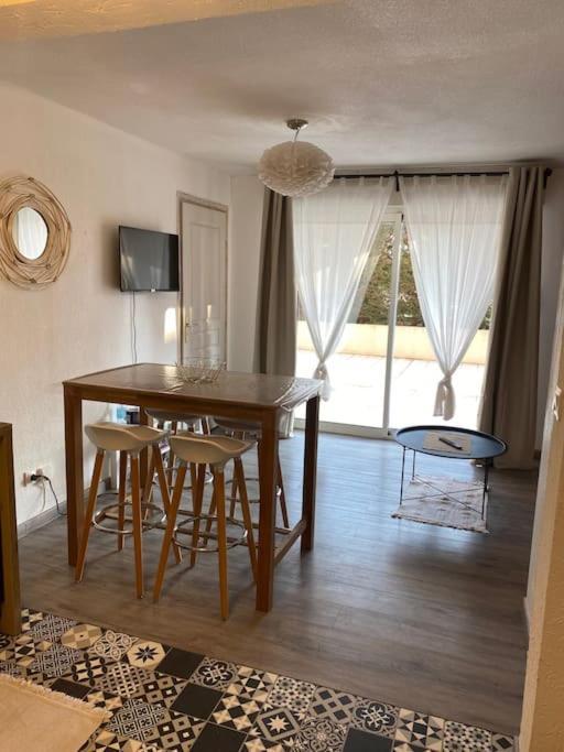 Appt 2 Pieces Port Frejus - Mega Terrasse + Garage 아파트 외부 사진