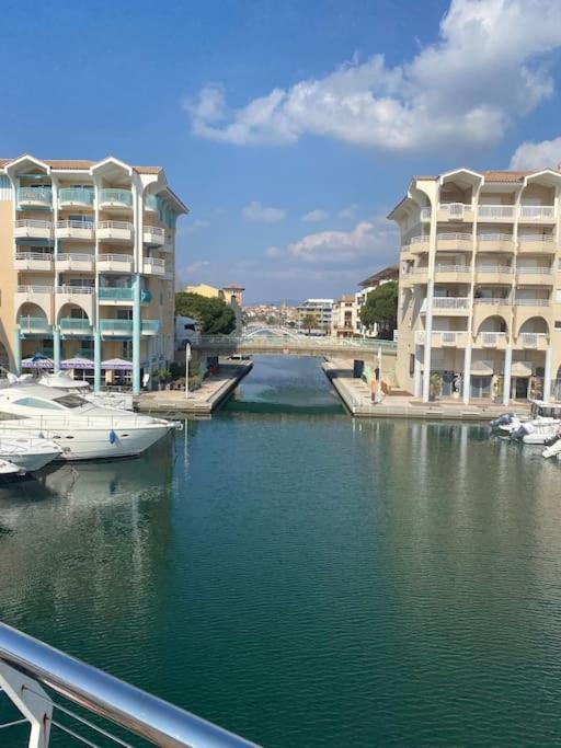 Appt 2 Pieces Port Frejus - Mega Terrasse + Garage 아파트 외부 사진
